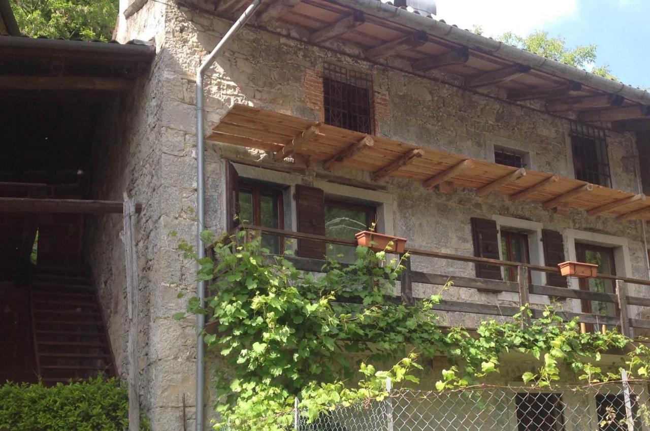 Torre Del Grifone Nel Medioevo Di Cividale Del Friuli Villa Faedis Exterior photo