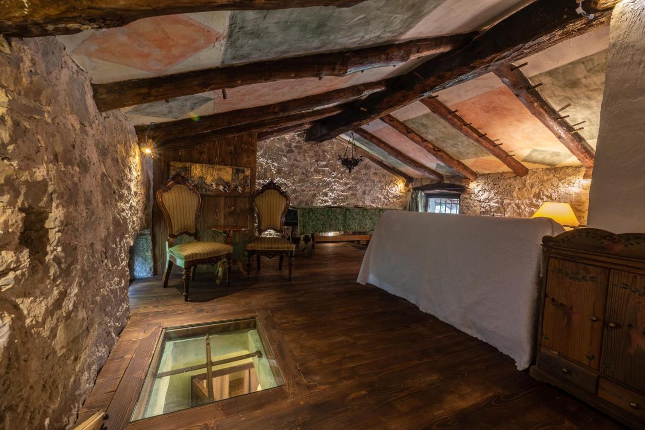 Torre Del Grifone Nel Medioevo Di Cividale Del Friuli Villa Faedis Exterior photo