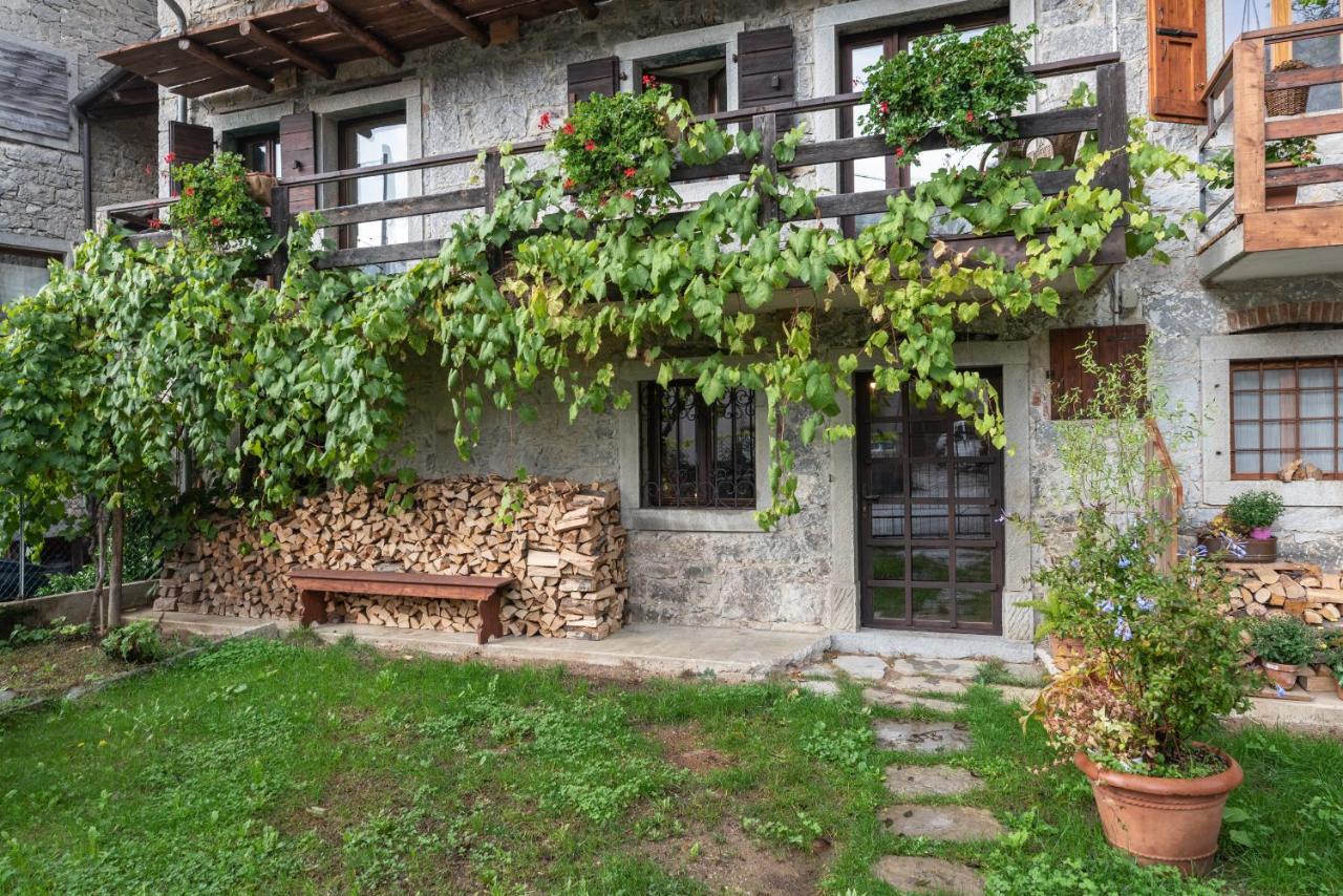Torre Del Grifone Nel Medioevo Di Cividale Del Friuli Villa Faedis Exterior photo